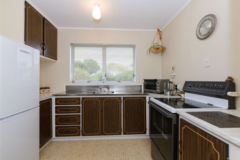 Photo of property in 18b Keeling Street, West End, Palmerston North, 4412