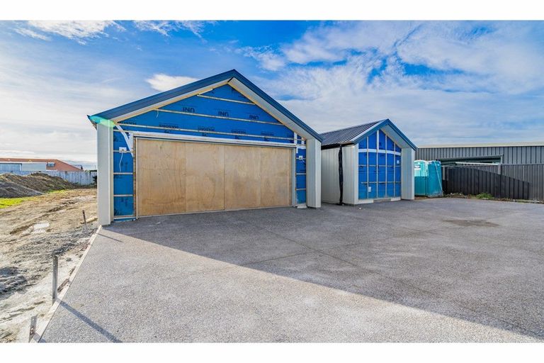 Photo of property in 8 Barker Place, Waikiwi, Invercargill, 9810