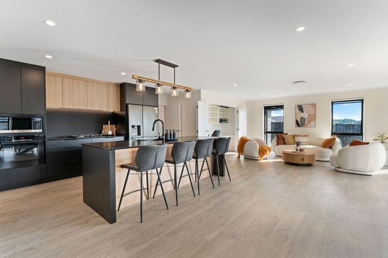 Photo of property in 138 Hitchen Road, Pokeno, 2402