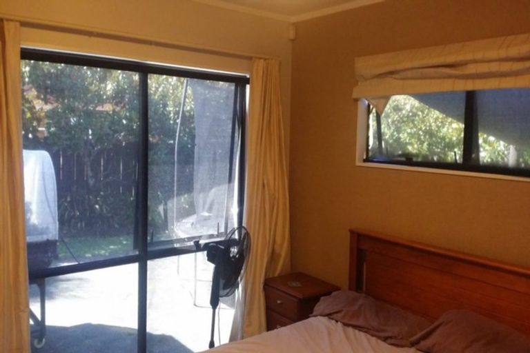 Photo of property in 7 Robina Court, Burswood, Auckland, 2013