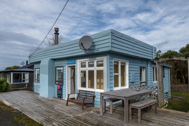 Photo of property in 7 Kowhai Street, Kaka Point, Balclutha, 9271