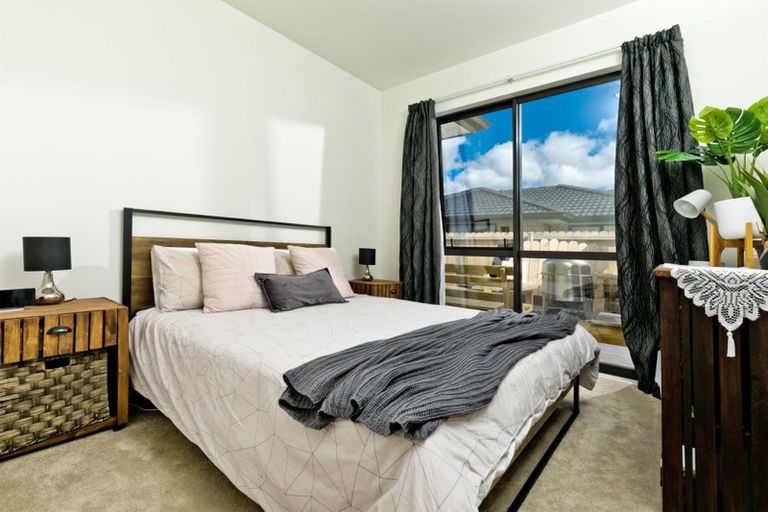 Photo of property in 11 Verdot Close, Kumeu, 0810