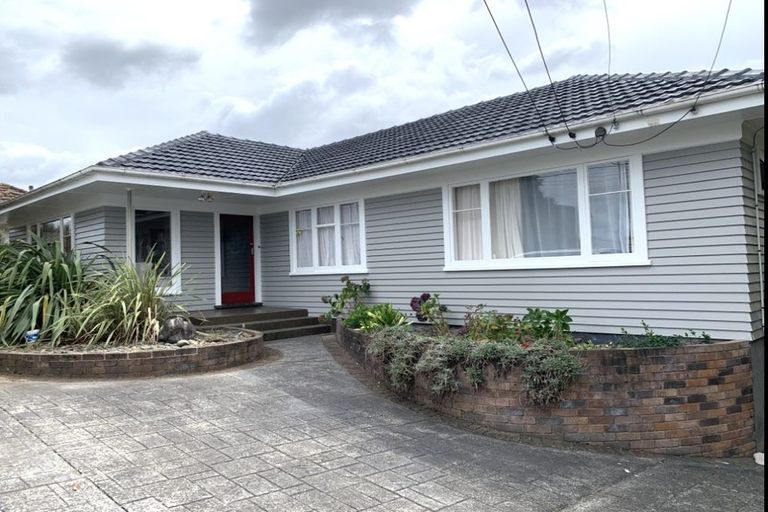 Photo of property in 177 Cambridge Road, Hillcrest, Hamilton, 3216