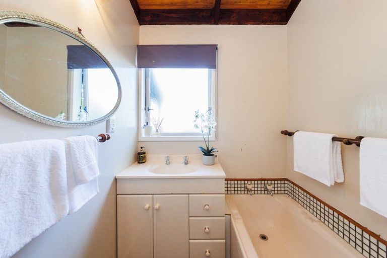 Photo of property in 187 Amberley Avenue, Highbury, Palmerston North, 4412