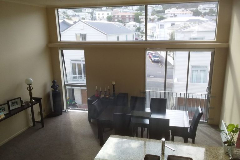 Photo of property in 17/15 Roxburgh Street, Mount Victoria, Wellington, 6011