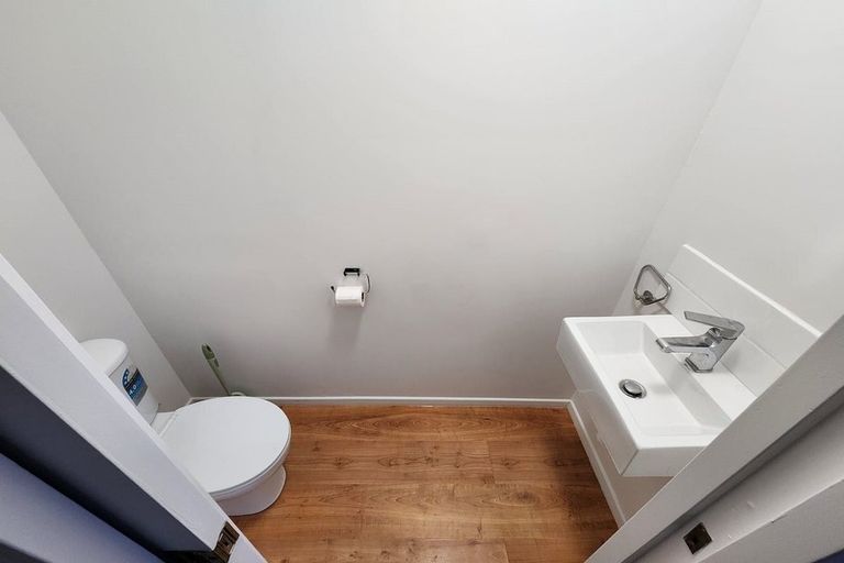 Photo of property in 23 Fordham Street, Beach Haven, Auckland, 0626