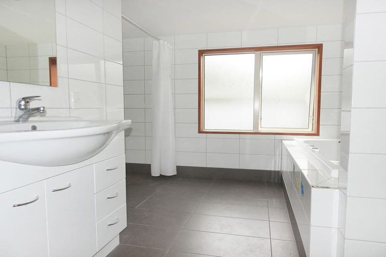 Photo of property in 7a Margate Street, Waihola, Milton, 9073