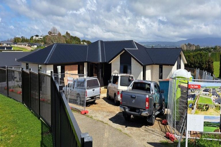 Photo of property in 17 Anglers Way, Omokoroa, 3114