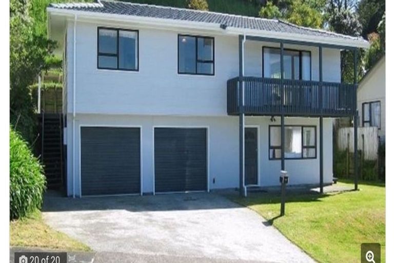 Photo of property in 20 Forglen Place, Tawa, Wellington, 5028