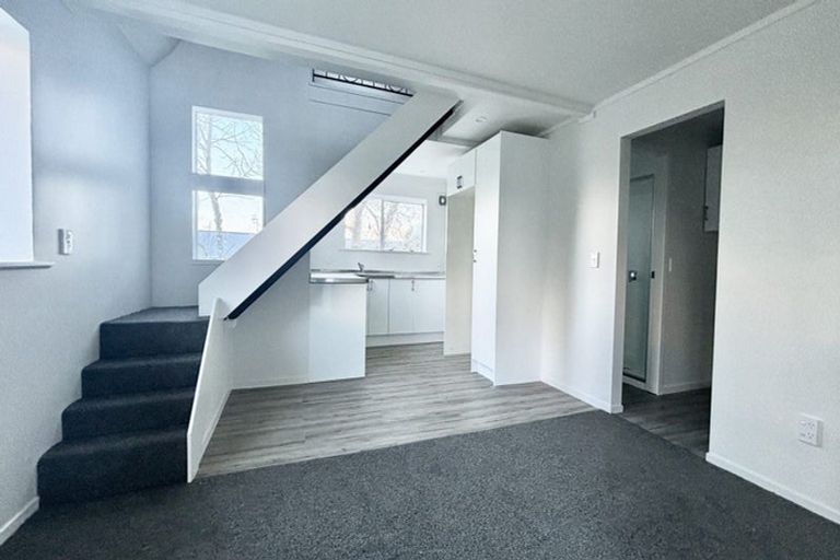 Photo of property in 8/24 Parliament Street, Melling, Lower Hutt, 5010