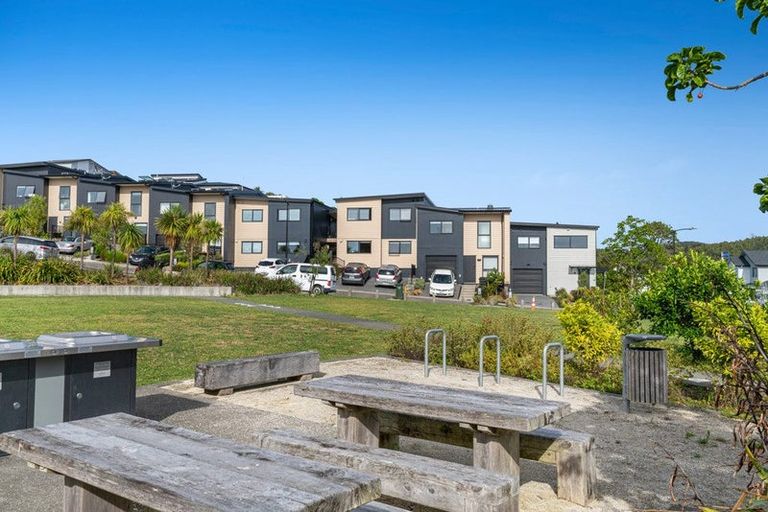 Photo of property in 2/19 Ringi Lane, Orewa, 0931