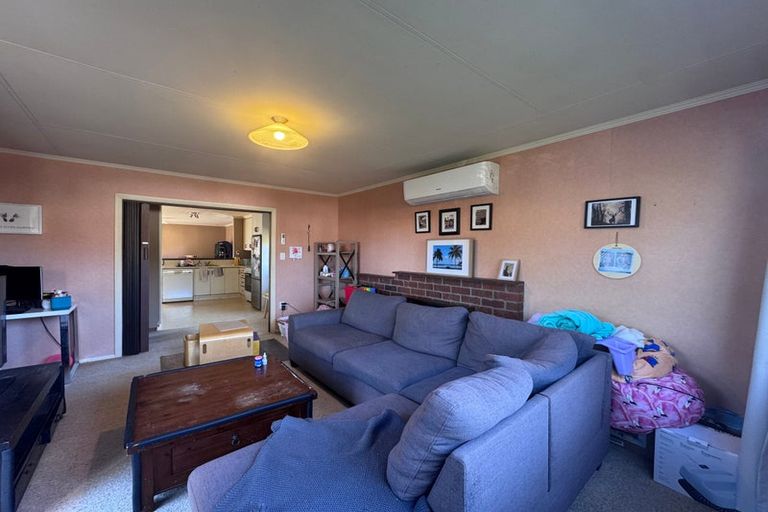 Photo of property in 16 Fairview Avenue, Feilding, 4702