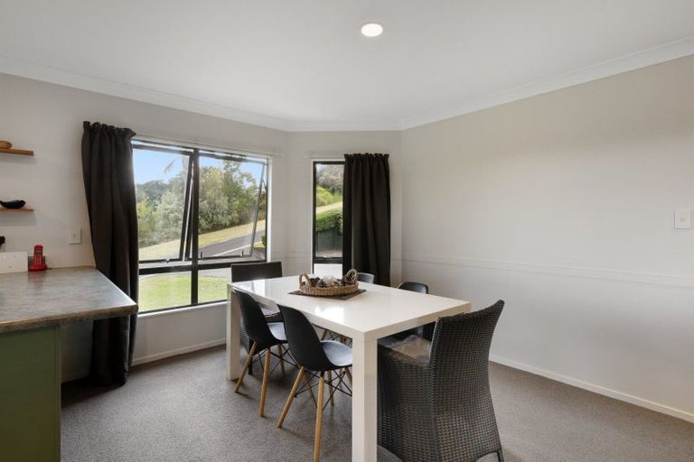 Photo of property in 5 Greenstone Way, Hairini, Tauranga, 3112