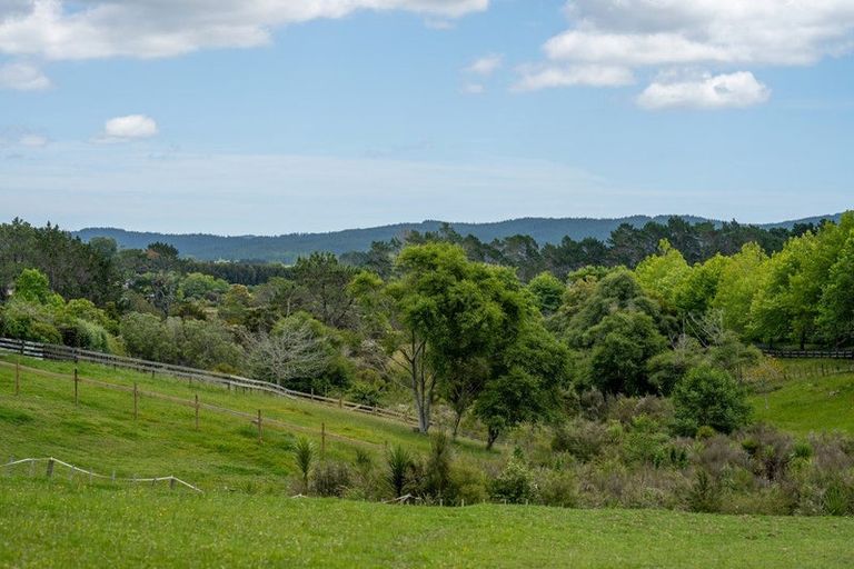 Photo of property in Glenmore Road, Coatesville, 0793