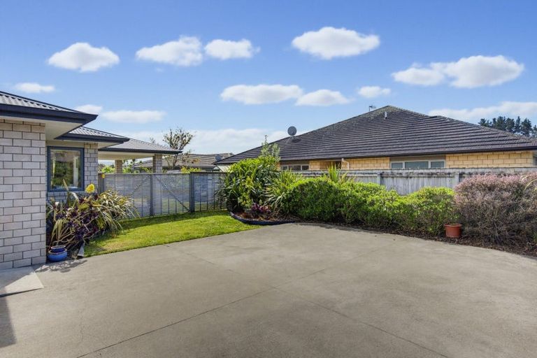 Photo of property in 56 Waterstone Avenue, Paraparaumu, 5032