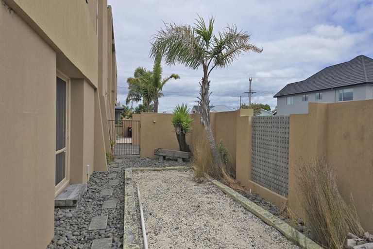 Photo of property in 7 Nott Street, Westshore, Napier, 4110