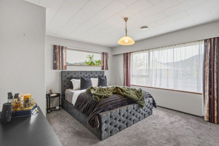 Photo of property in 17 Wickliffe Street, Mosgiel, 9024