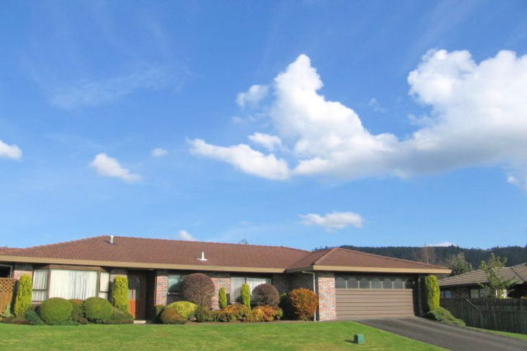 Photo of property in 11a Orchard Place, Lynmore, Rotorua, 3010