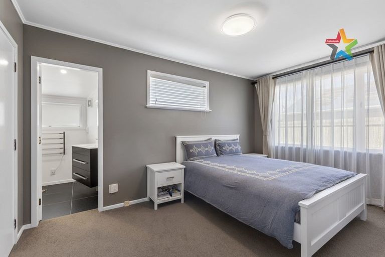 Photo of property in 35 Garden Road, Avalon, Lower Hutt, 5011