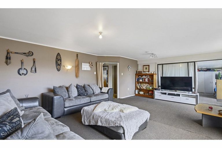 Photo of property in 415 Breezes Road, Aranui, Christchurch, 8061