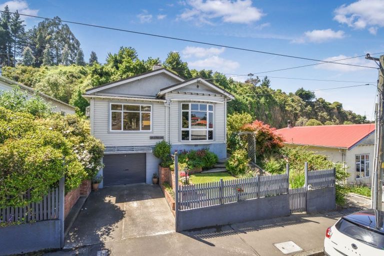 Photo of property in 117 Glen Road, The Glen, Dunedin, 9011