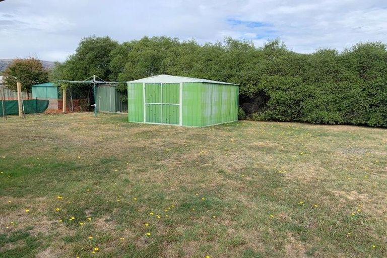 Photo of property in 32 Ash Avenue, Albert Town, Wanaka, 9305