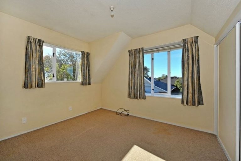 Photo of property in 22 Coles Place, St Albans, Christchurch, 8014