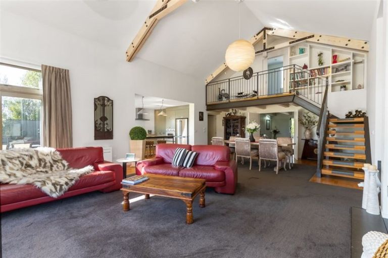 Photo of property in 18 Clan Mac Road, Albert Town, Wanaka, 9382