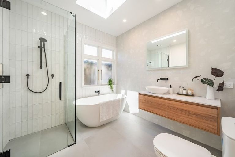 Photo of property in 9 Cudby Street, Woburn, Lower Hutt, 5011