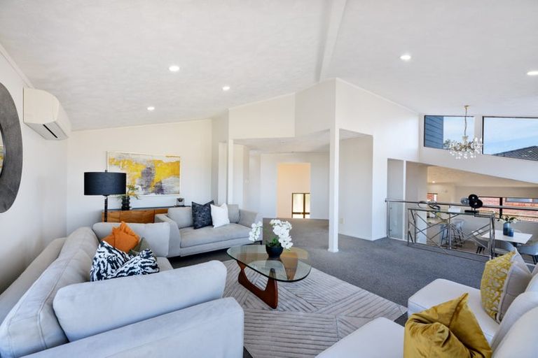 Photo of property in 5 Marlin Street, West Harbour, Auckland, 0618