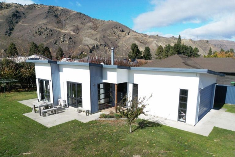 Photo of property in 11 Robertson Court, Cromwell, 9310