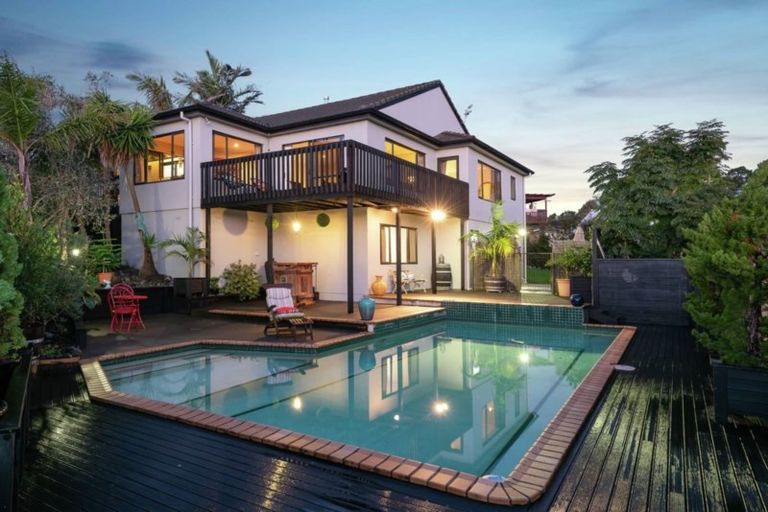 Photo of property in 9 Owenbeg Rise, Dannemora, Auckland, 2016