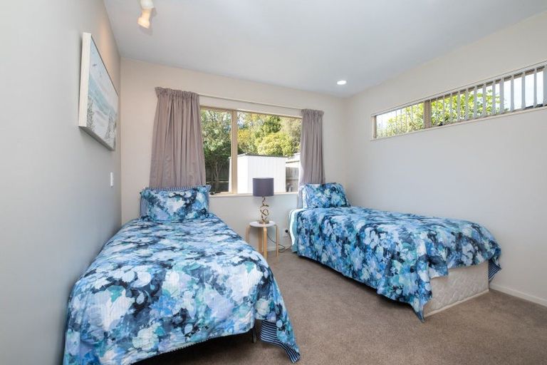 Photo of property in 20 Arataki Road, Havelock North, 4130