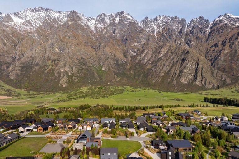 Photo of property in 14 Glenfiddich Road, Jacks Point, Queenstown, 9371