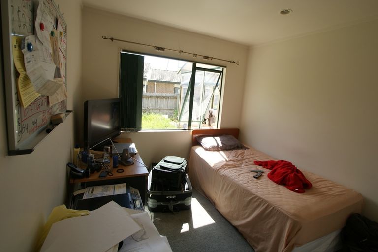 Photo of property in 66b Dundale Avenue, Blockhouse Bay, Auckland, 0600