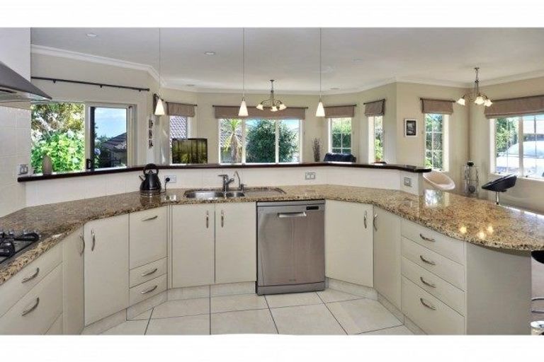 Photo of property in 7 Troy Place, Te Puke, 3119