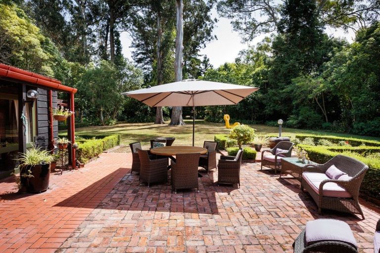 Photo of property in 39 Wanganui Road, Marton, 4710