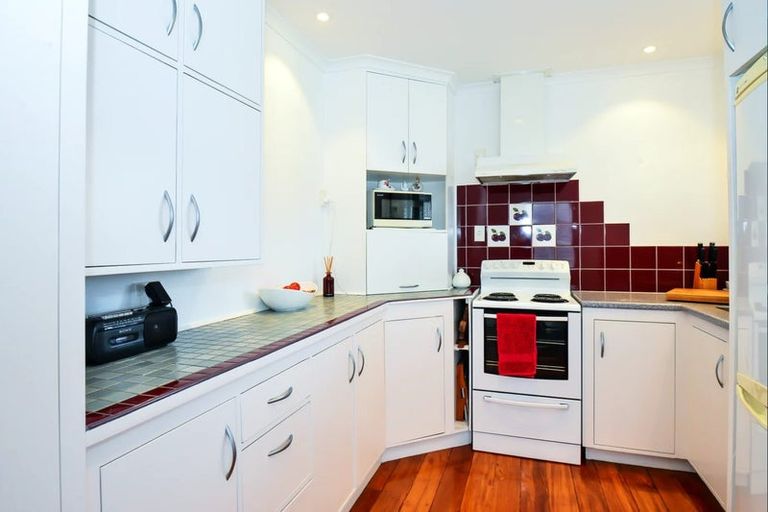 Photo of property in 104 Fairfield Road, Fairfield, Hamilton, 3214