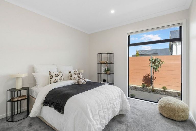 Photo of property in 26 Phoenix Palms Grove, Levin, 5510