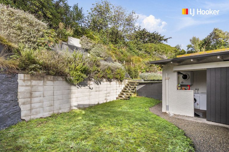 Photo of property in 155 Victoria Road, Saint Clair, Dunedin, 9012