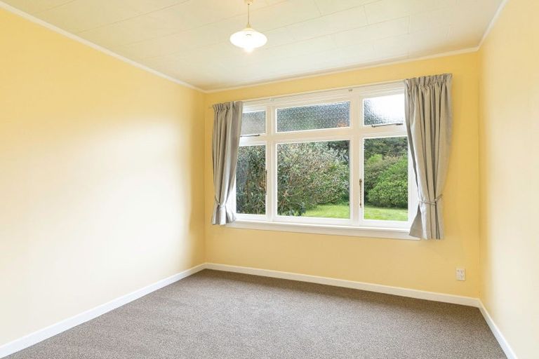 Photo of property in 3 Anga Street, Tangimoana, 4822