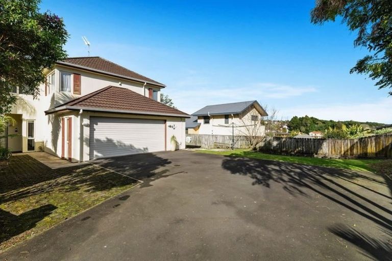 Photo of property in 31a Chieftain Rise, Goodwood Heights, Auckland, 2105