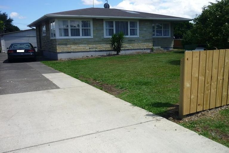 Photo of property in 51 President Avenue, Papakura, 2110