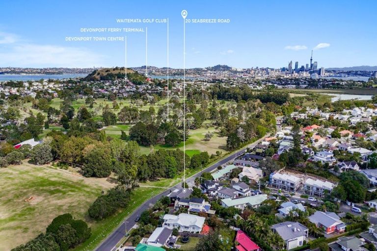 Photo of property in 20 Seabreeze Road, Narrow Neck, Auckland, 0624
