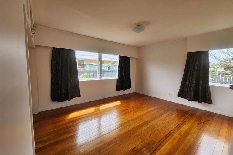 Photo of property in 97 Rathgar Road, Henderson, Auckland, 0610