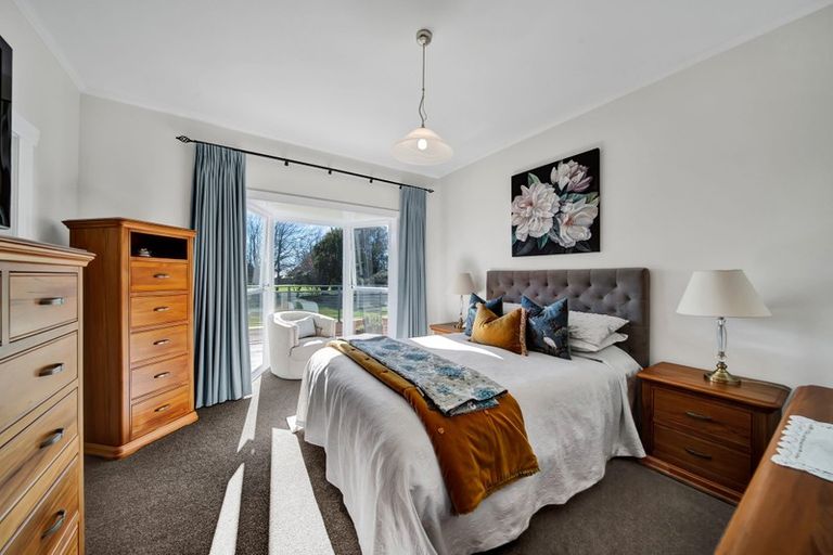 Photo of property in 331 Barrett Road, Omata, New Plymouth, 4374