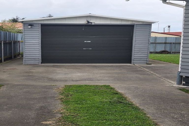 Photo of property in 12 Liverpool Crescent, Flaxmere, Hastings, 4120