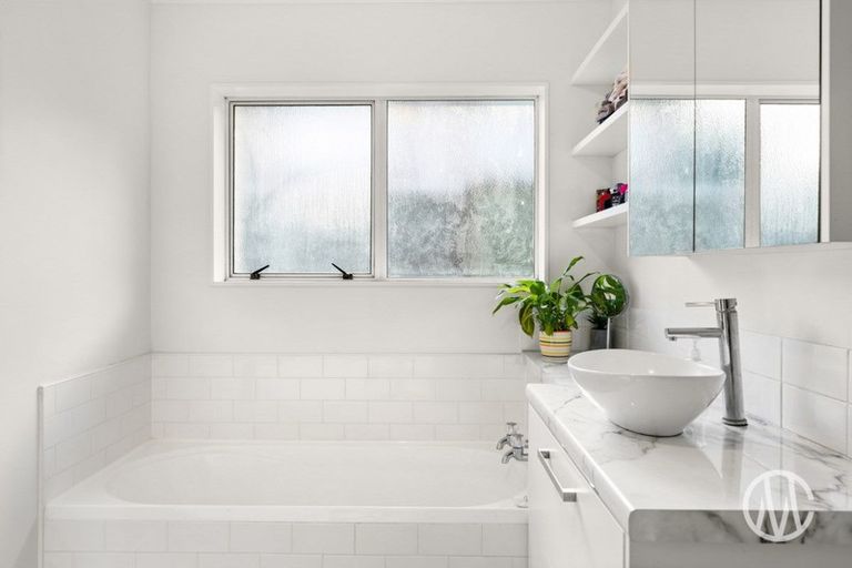 Photo of property in 3a Dunrobbin Place, Gate Pa, Tauranga, 3112