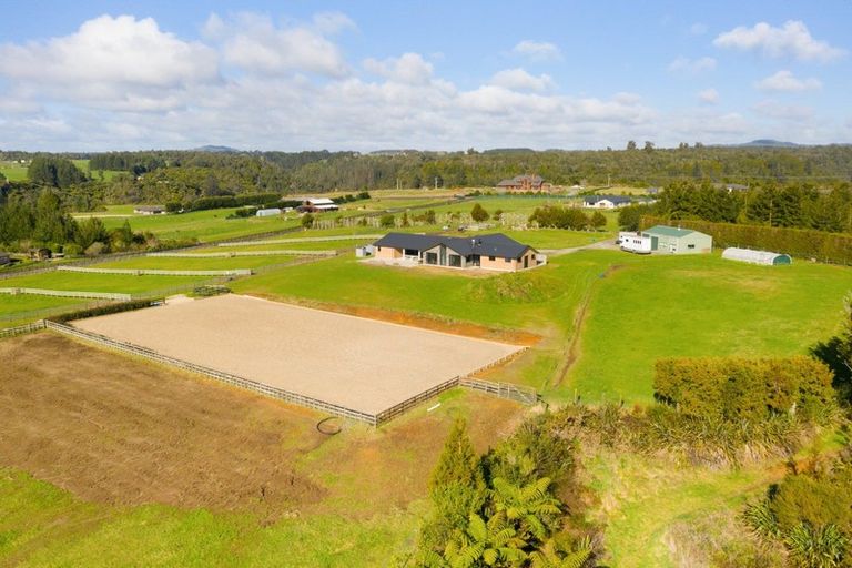 Photo of property in 14 Sarona Park Drive, Omanawa, Tauranga, 3171