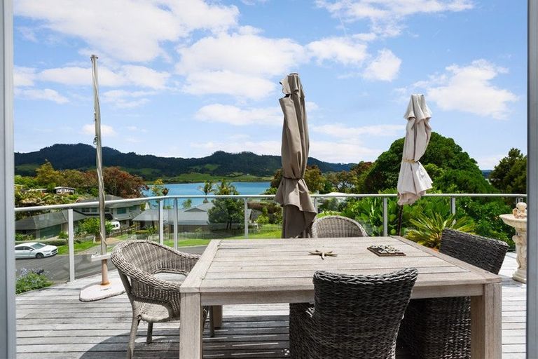 Photo of property in 12 Moana Drive, Tanners Point, Katikati, 3177